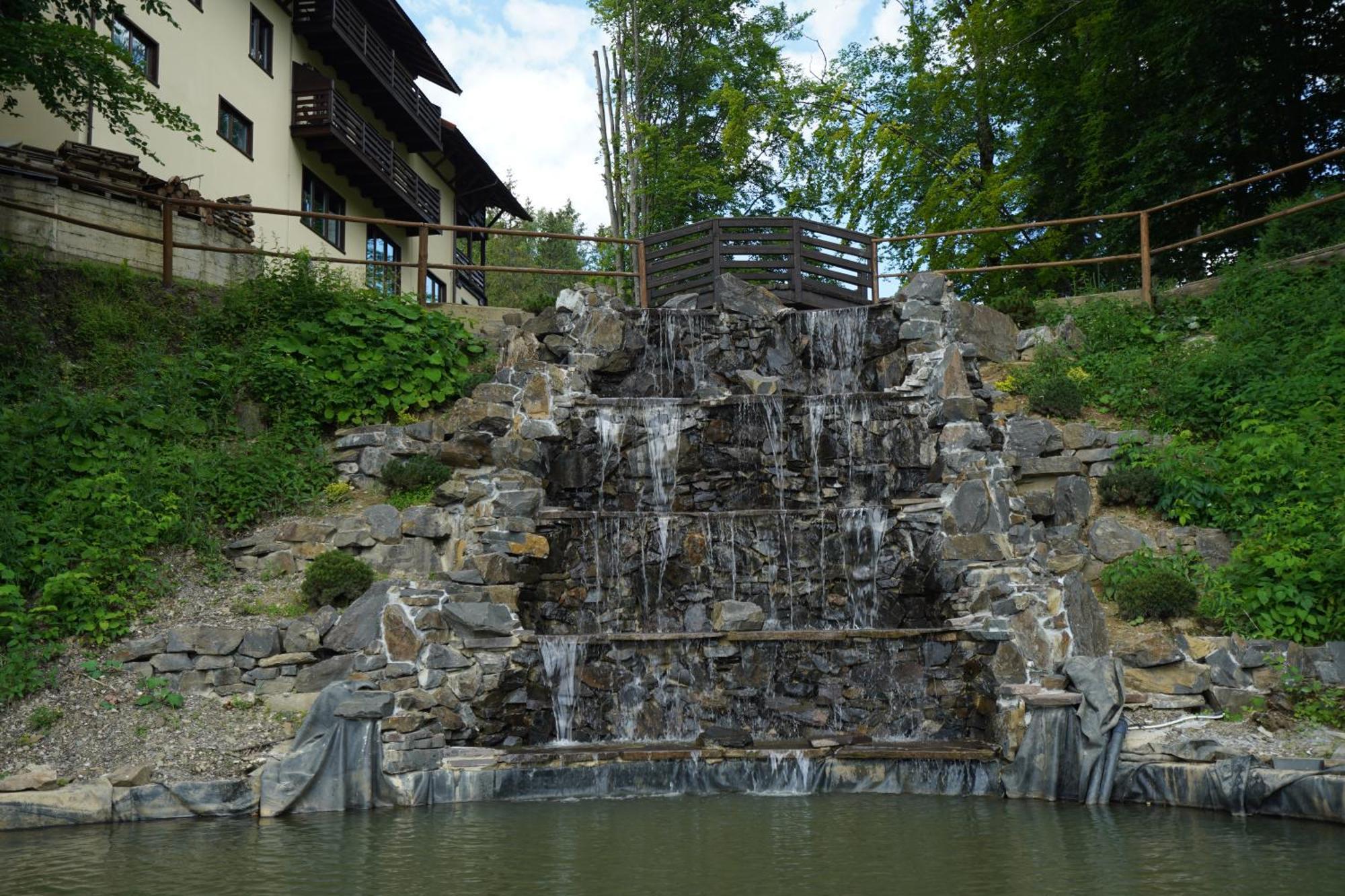 Hotel Ozero Vita Alsóhidegpatak Kültér fotó