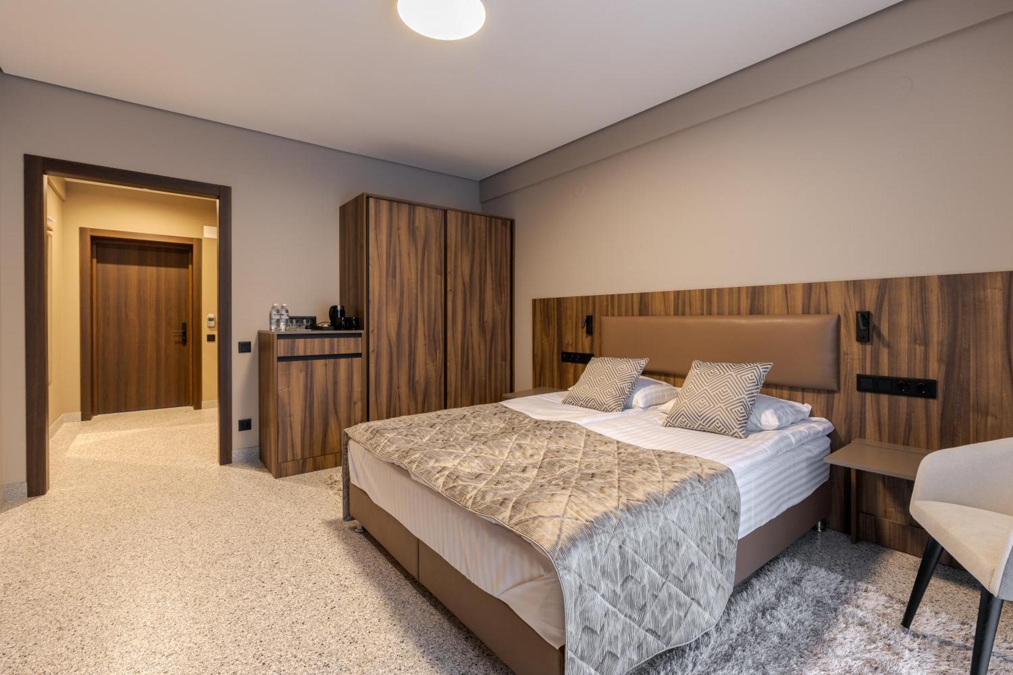 Hotel Ozero Vita Alsóhidegpatak Kültér fotó